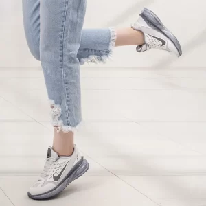 کتانی مدل NIKE زیره شیشه ای