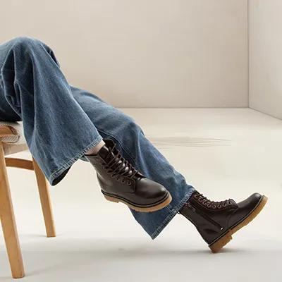 نیم بوت دکتر مارتینز