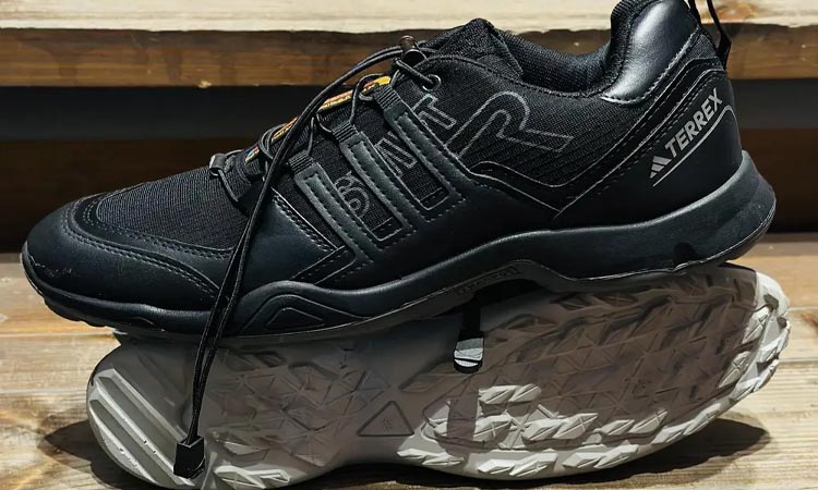 ویژگی‌های رویه ایده‌آل برای کفش‌های راحت و باکیفیت