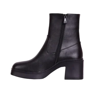 بوت چرم مشکی زنانه