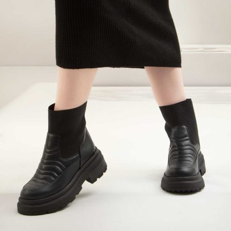 نیم بوت زنانه مدل پفکی