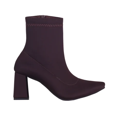 بوت پاشنه دار قهوه ای