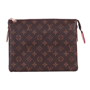 کیف مدل پاکتی زیپدار برند LOUIS VUITTON
