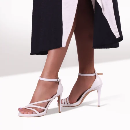 کفش پاشنه بلند زنانه