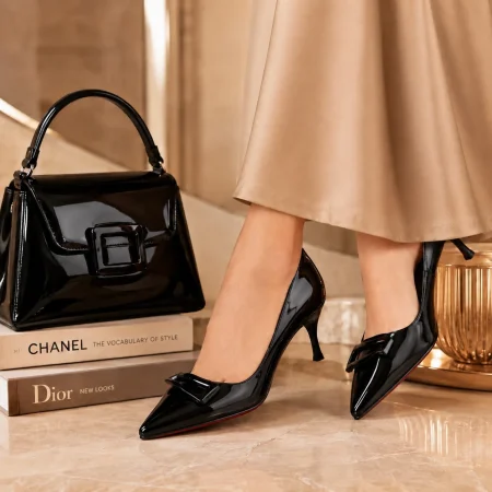 پاشنه‌بلند یونای